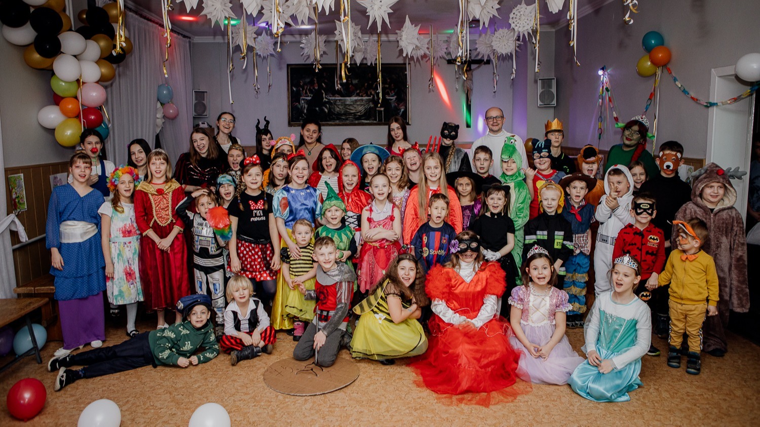 Bajkowy bal karnawałowy